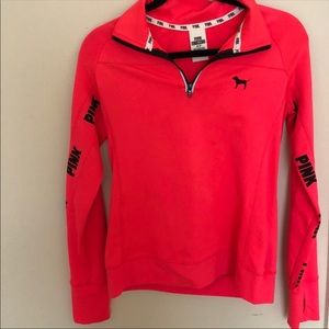 VS Pink Atheltic Q-Zip